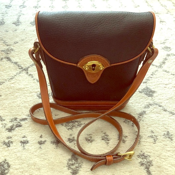 Dooney & Bourke Handbags - Vintage Dooney and Bourke purse
